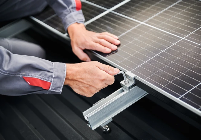 découvrez votre installateur photovoltaïque à bayonne, anglet et biarritz, spécialisé dans l'installation de panneaux solaires pour optimiser votre consommation d'énergie et réduire vos factures. profitez d'une expertise locale et de solutions adaptées à vos besoins pour un habitat plus écoresponsable.