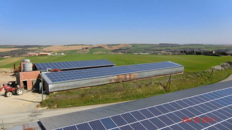 découvrez notre service d'installateur photovoltaïque à mont de marsan, spécialisé dans l'installation de solutions solaires adaptées à vos besoins. profitez d'une énergie renouvelable et réduisez vos factures tout en contribuant à la protection de l'environnement.