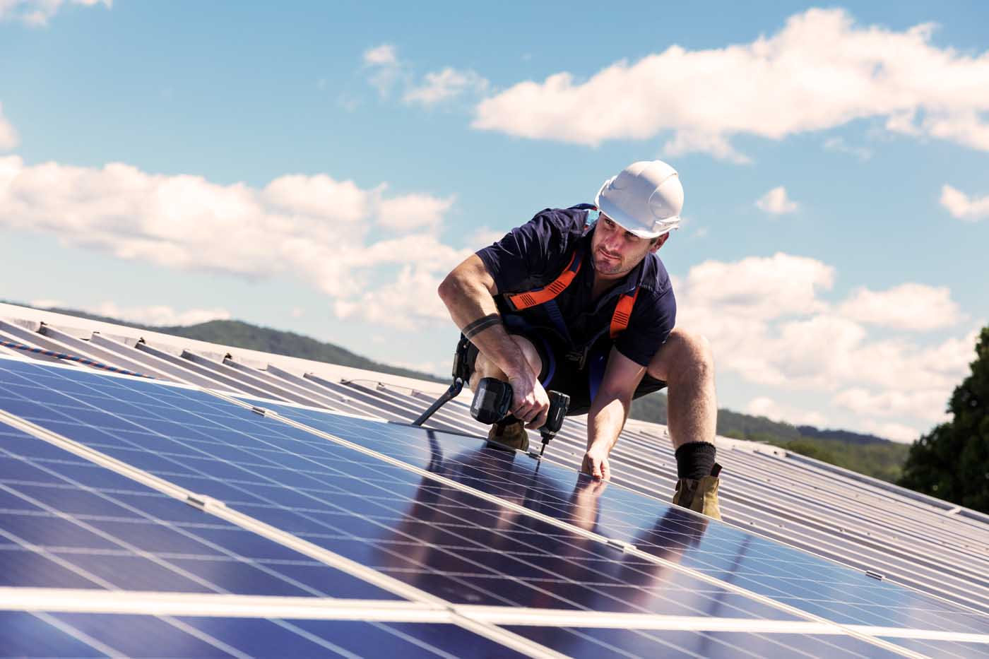 votre expert en installation photovoltaïque à paris. profitez d'une énergie renouvelable et réduisez vos factures d'électricité grâce à nos solutions sur mesure et notre savoir-faire. contactez-nous pour un devis gratuit et transformez votre habitation en une source d'énergie durable.