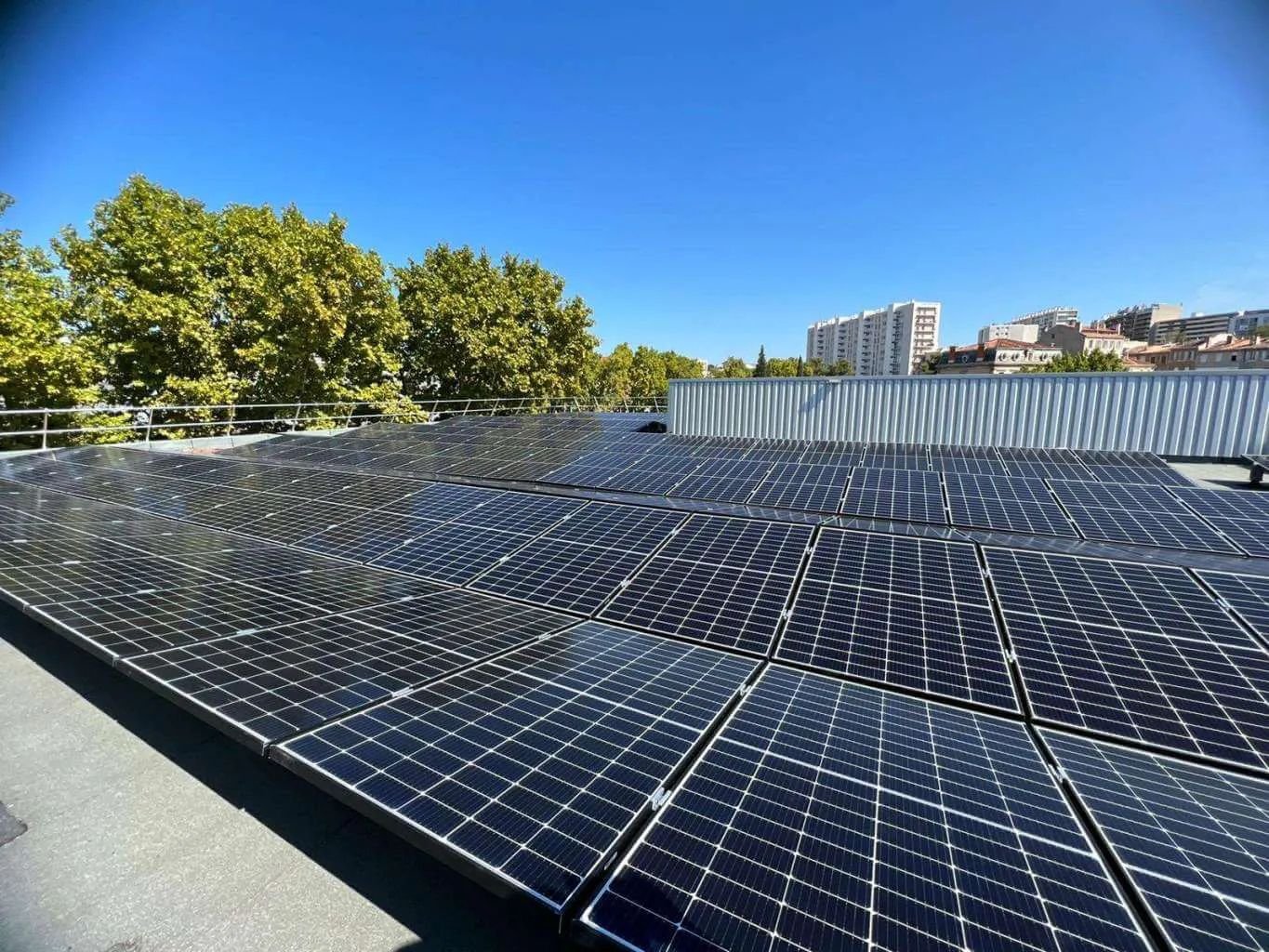 découvrez nos services d'installateur photovoltaïque rge à bouc-bel-air. profitez d'une énergie solaire propre et réduisez vos factures d'électricité tout en bénéficiant d'aides financières. contactez-nous pour une installation sur mesure et certifiée !