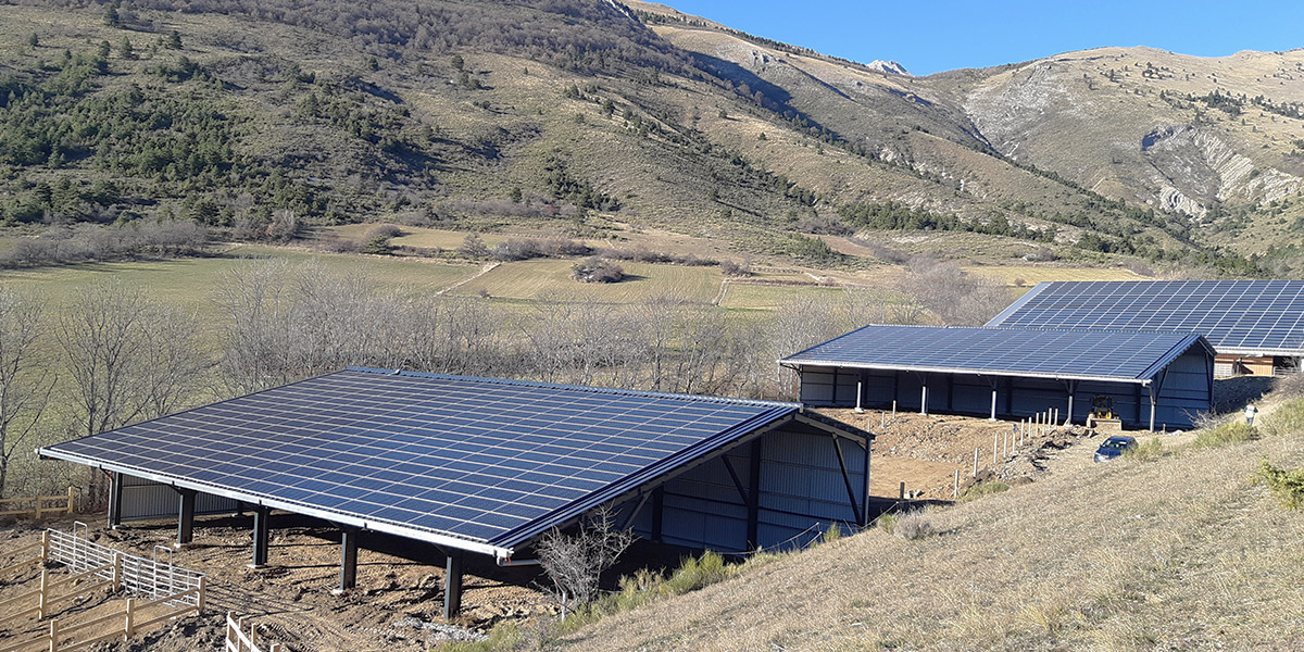 découvrez les services d'un installateur photovoltaïque à samatan, spécialisé dans l'installation de panneaux solaires pour vous aider à réduire vos factures d'énergie et à profiter des énergies renouvelables. profitez d'un accompagnement personnalisé pour un projet durable et économique.