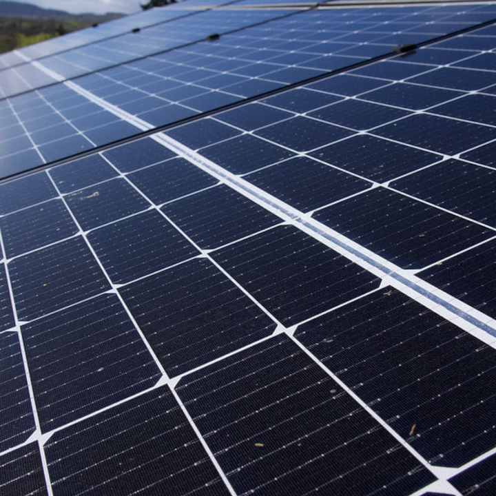 découvrez notre service d'installateur photovoltaïque à trévoux, spécialisé dans l'installation de panneaux solaires pour optimiser votre consommation d'énergie et réduire votre facture. profitez d'une expertise locale pour un projet sur-mesure et durable.