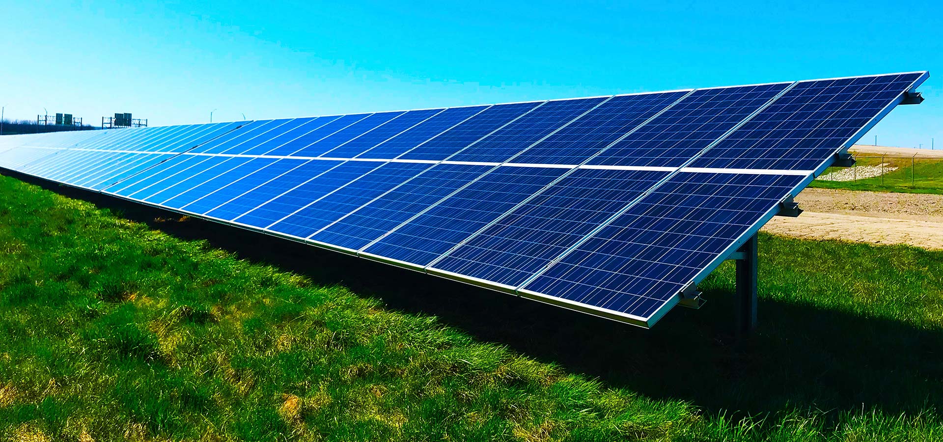 trouvez un installateur photovoltaïque qualifié dans le var pour transformer votre consommation d'énergie. profitez d'une énergie renouvelable, réduisez vos factures d'électricité et contribuez à la protection de l'environnement grâce à une installation professionnelle.