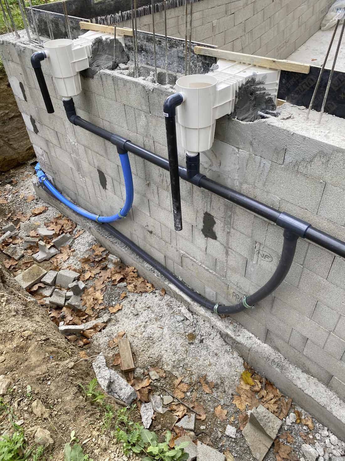 découvrez nos services d'installateur de piscine professionnels. que vous souhaitiez une piscine enterrée, hors-sol ou un spa, notre équipe experte vous accompagne dans la conception et l'installation pour transformer votre espace extérieur en un véritable coin de paradis.