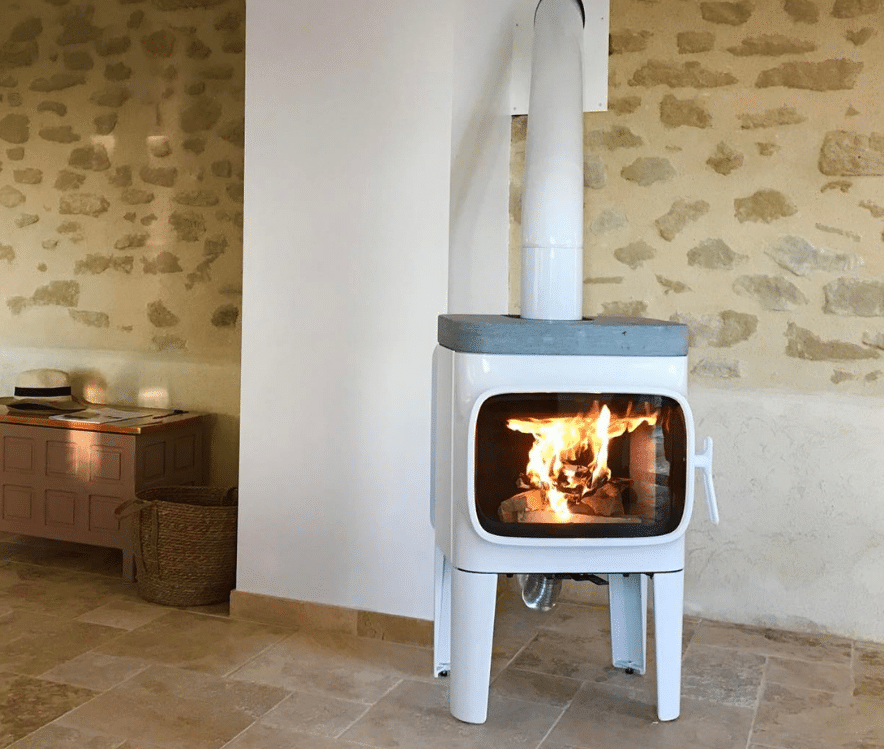 découvrez nos services professionnels d'installateur de poêle. profitez d'une installation sécurisée et efficace pour votre poêle à bois ou à granulés. nos experts garantissent une mise en place conforme aux normes, pour un confort thermique optimal chez vous.
