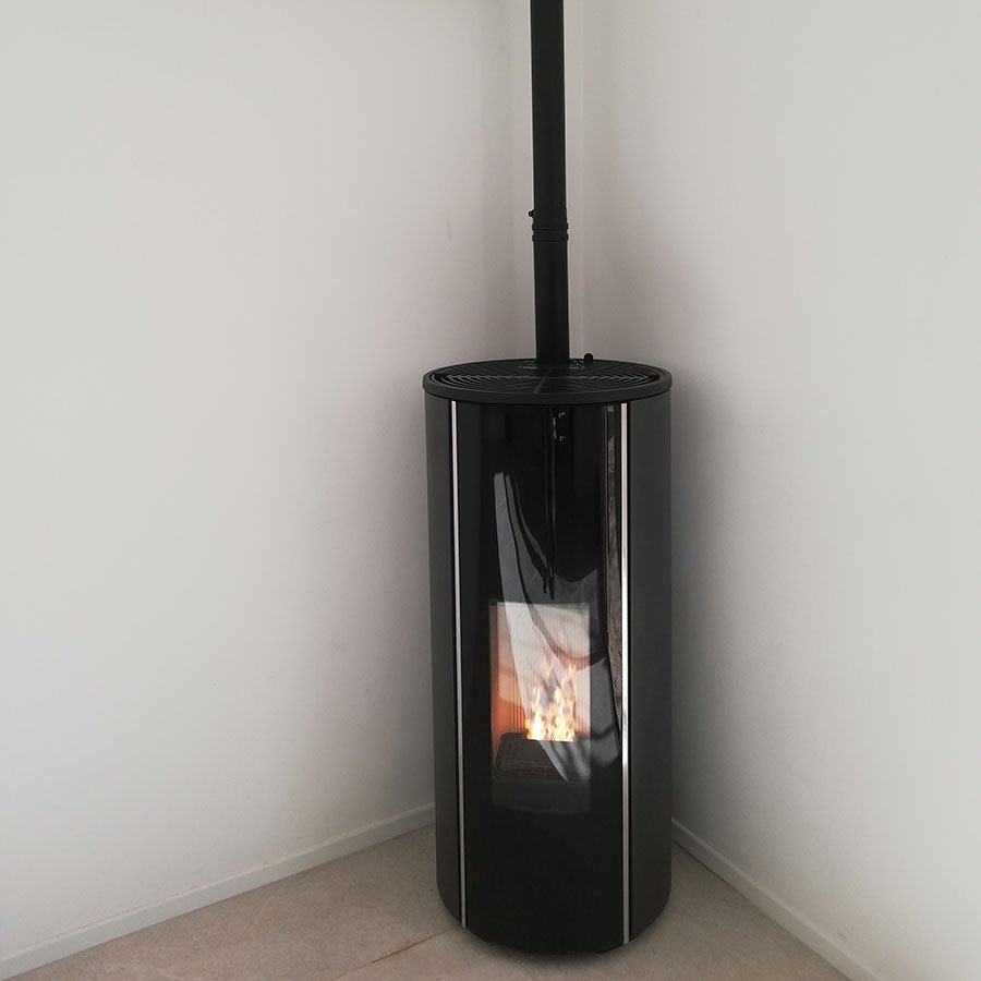 découvrez notre service d'installateur de poêles à bois dans le var. profitez d'une installation professionnelle pour chauffer votre maison de manière écologique et économique. contactez-nous pour un devis personnalisé et des conseils sur le choix de votre poêle.