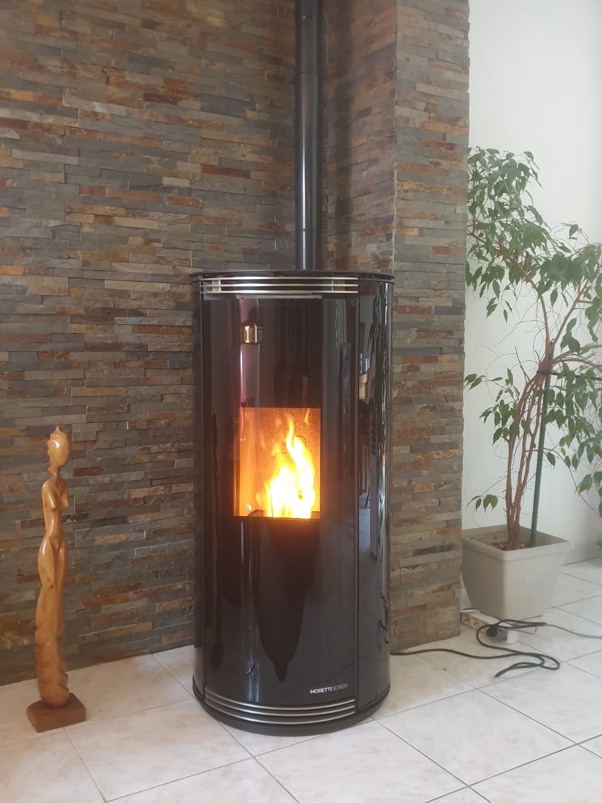 découvrez nos services d'installation de poêles à granulés à dinan. profitez d'un chauffage écologique et économique, réalisé par des professionnels qualifiés. contactez-nous pour un devis personnalisé et transformez votre intérieur en un espace chaleureux et confortable.