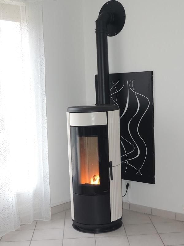 découvrez nos services d'installation de poêles à granulés dans l'oise. profitez d'un confort thermique optimal grâce à notre expertise et à des solutions personnalisées adaptées à vos besoins. contactez-nous pour un devis gratuit !