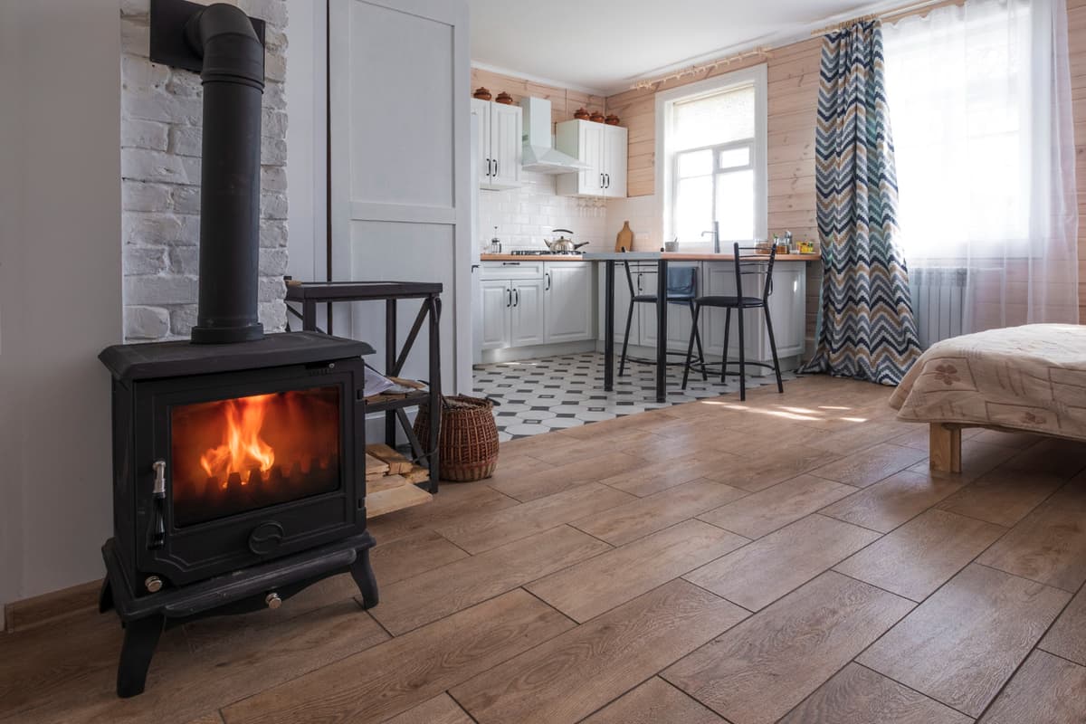 découvrez notre service d'installateur de poêle à bois, expert dans l'installation et l'entretien de votre système de chauffage écologique. profitez d'un confort optimal tout en réduisant votre consommation d'énergie. contactez-nous dès aujourd'hui pour un devis personnalisé!