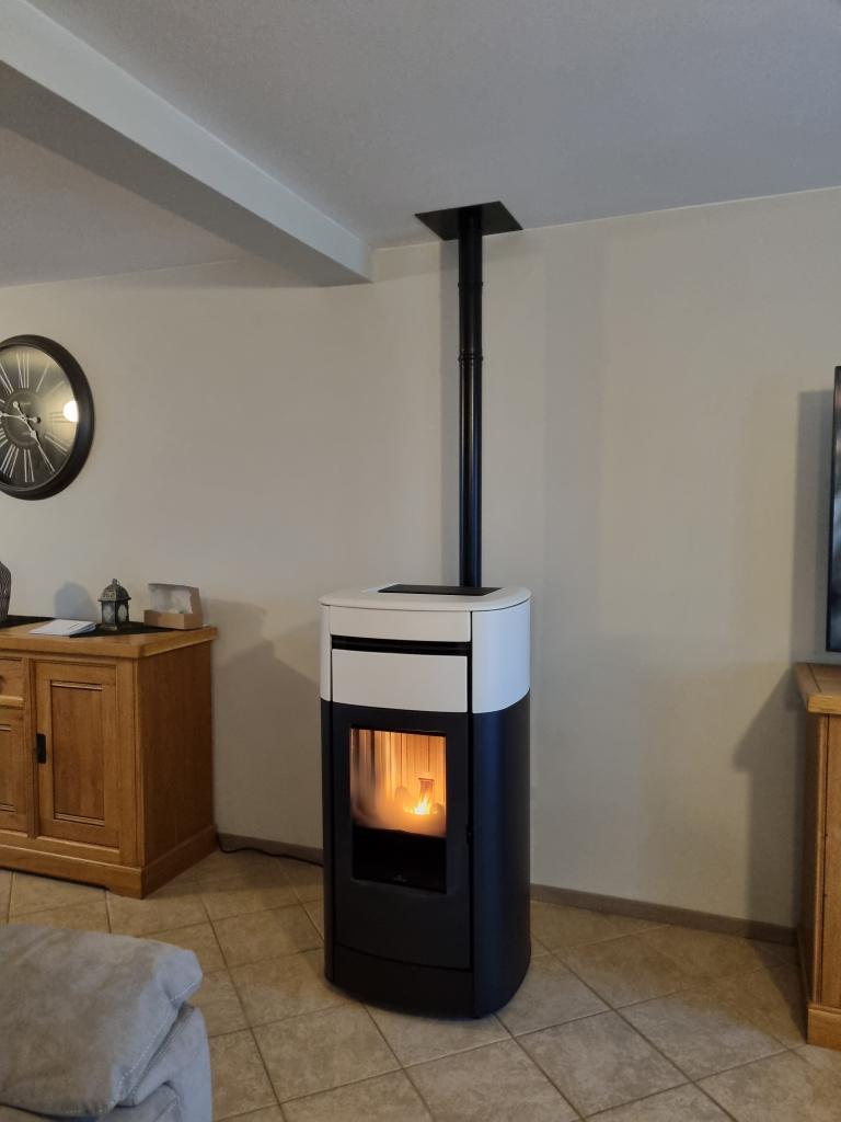 découvrez les services d'installation de poêles à bois dans le département 77. profitez d'un chauffage écologique et économique grâce à notre expertise. nos installateurs qualifiés garantissent une installation sécurisée et efficace pour votre confort. contactez-nous dès aujourd'hui pour un devis personnalisé!