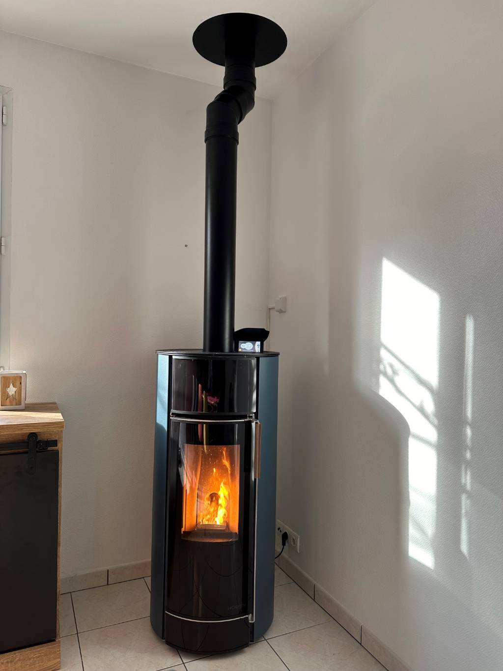 découvrez nos services d'installation de poêles à bois en vendée (85). profitez d'une chaleur naturelle et économique grâce à nos experts qualifiés. contactez-nous pour un devis personnalisé et transformez votre intérieur avec une solution de chauffage écologique.