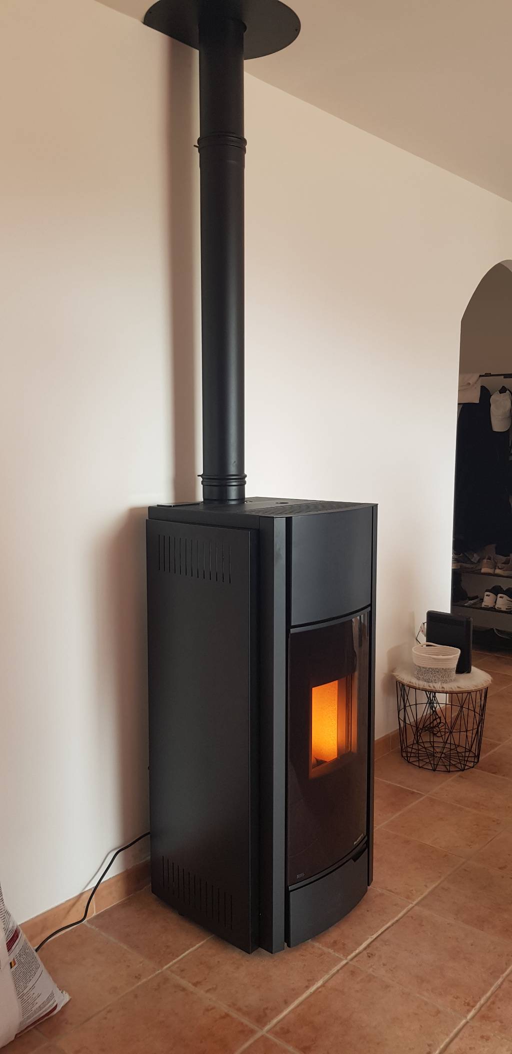 découvrez nos services d'installation de poêles à bois à béziers. profitez d'une chaleur agréable et d'un confort optimal grâce à notre équipe de professionnels qualifiés. contactez-nous pour un devis personnalisé et transformez votre intérieur en un véritable havre de paix.