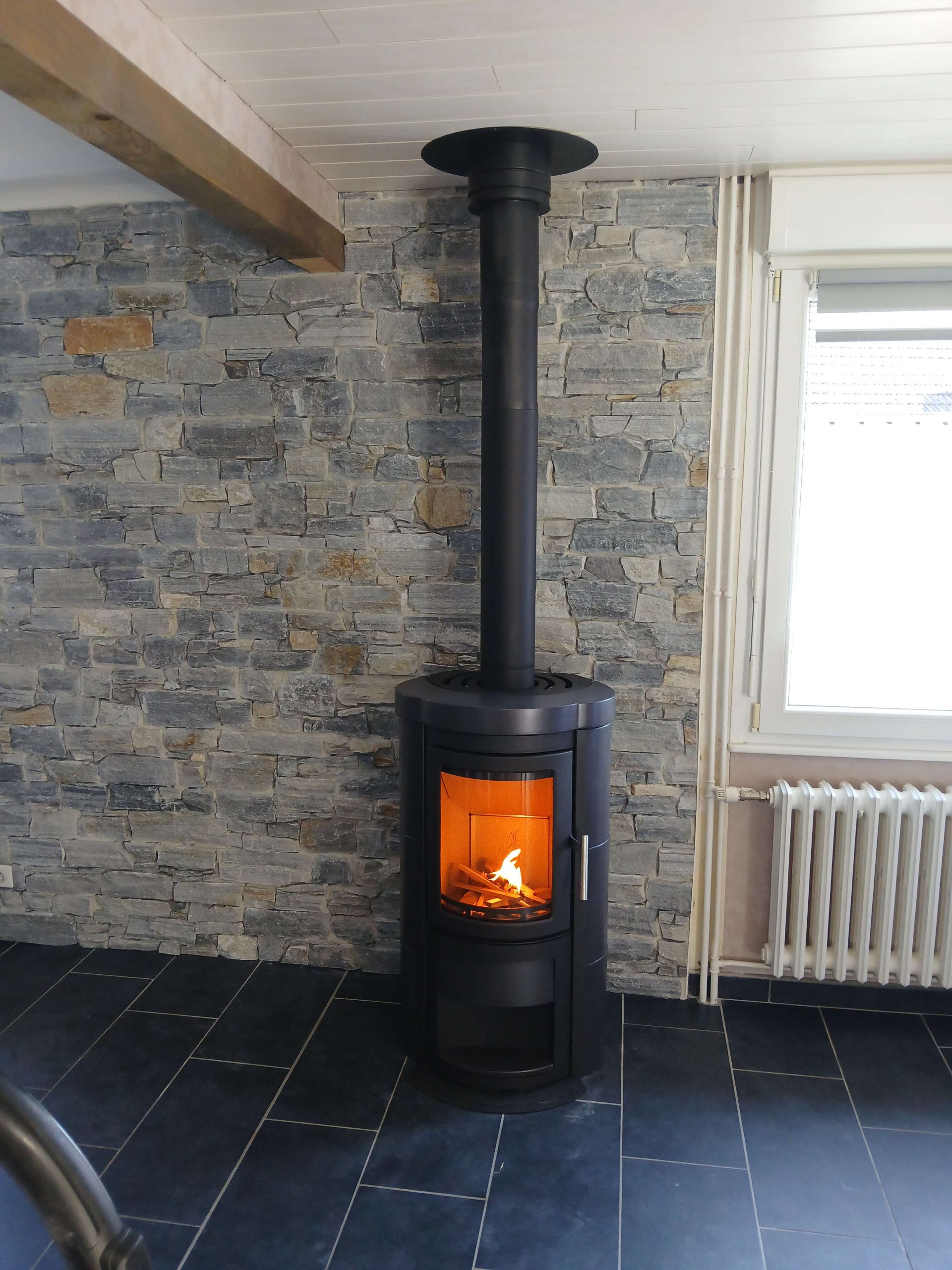 découvrez nos services d'installation de poêles à bois à nice. profitez d'une expertise professionnelle pour une ambiance chaleureuse et écologique chez vous. contactez-nous pour un devis personnalisé !