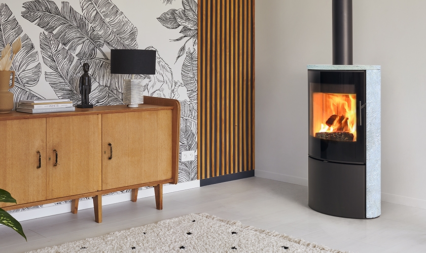 découvrez nos services d'installation de poêles à bois dans le var. profitez d'une expertise locale pour une chaleur durable et écologique dans votre foyer. contactez-nous dès aujourd'hui pour un devis personnalisé !