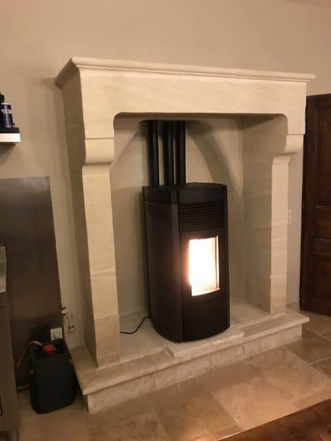 découvrez nos services d'installateur de poêles à granulés dans le département 84. profitez d'une expertise professionnelle pour choisir, installer et entretenir votre poêle, garantissant confort et économies d'énergie. contactez-nous dès aujourd'hui pour un devis personnalisé !