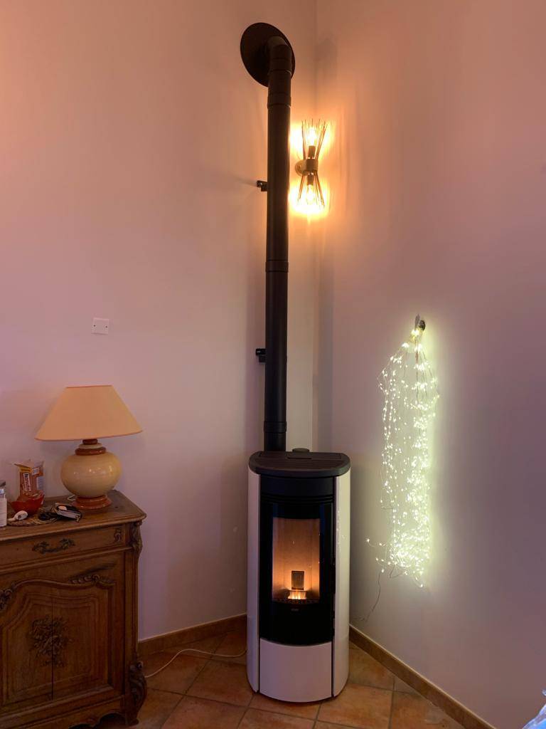 découvrez nos services d'installation de poêles à granulés à montpellier. profitez d'une chaleur confortable et économique grâce à nos experts. contactez-nous pour un devis personnalisé!