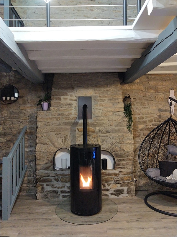 découvrez nos services d'installation de poêles à granulés à vannes. profitez d'une solution de chauffage écologique et économique, réalisée par des experts qualifiés. contactez-nous dès maintenant pour un devis personnalisé!