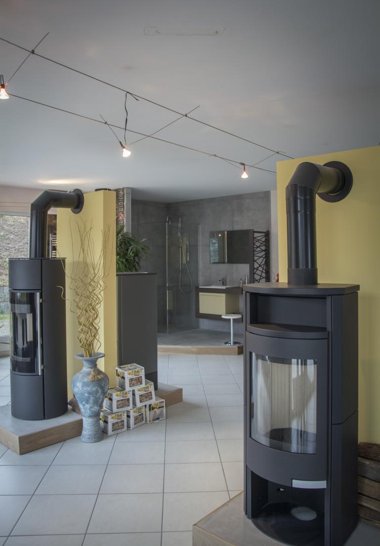 découvrez nos services d'installation de poêles à grenoble. profitez de notre expertise pour choisir et installer le poêle adapté à vos besoins, tout en garantissant confort et économie d'énergie. contactez-nous dès aujourd'hui!