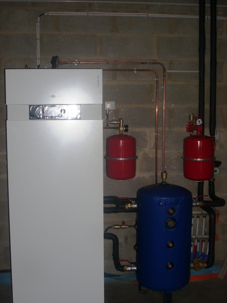 découvrez les services d'installateur de pompes à chaleur (pac) à pontivy. profitez d'une expertise locale pour une installation efficace et respectueuse de l'environnement. contactez-nous pour un devis personnalisé et améliorez votre confort thermique.