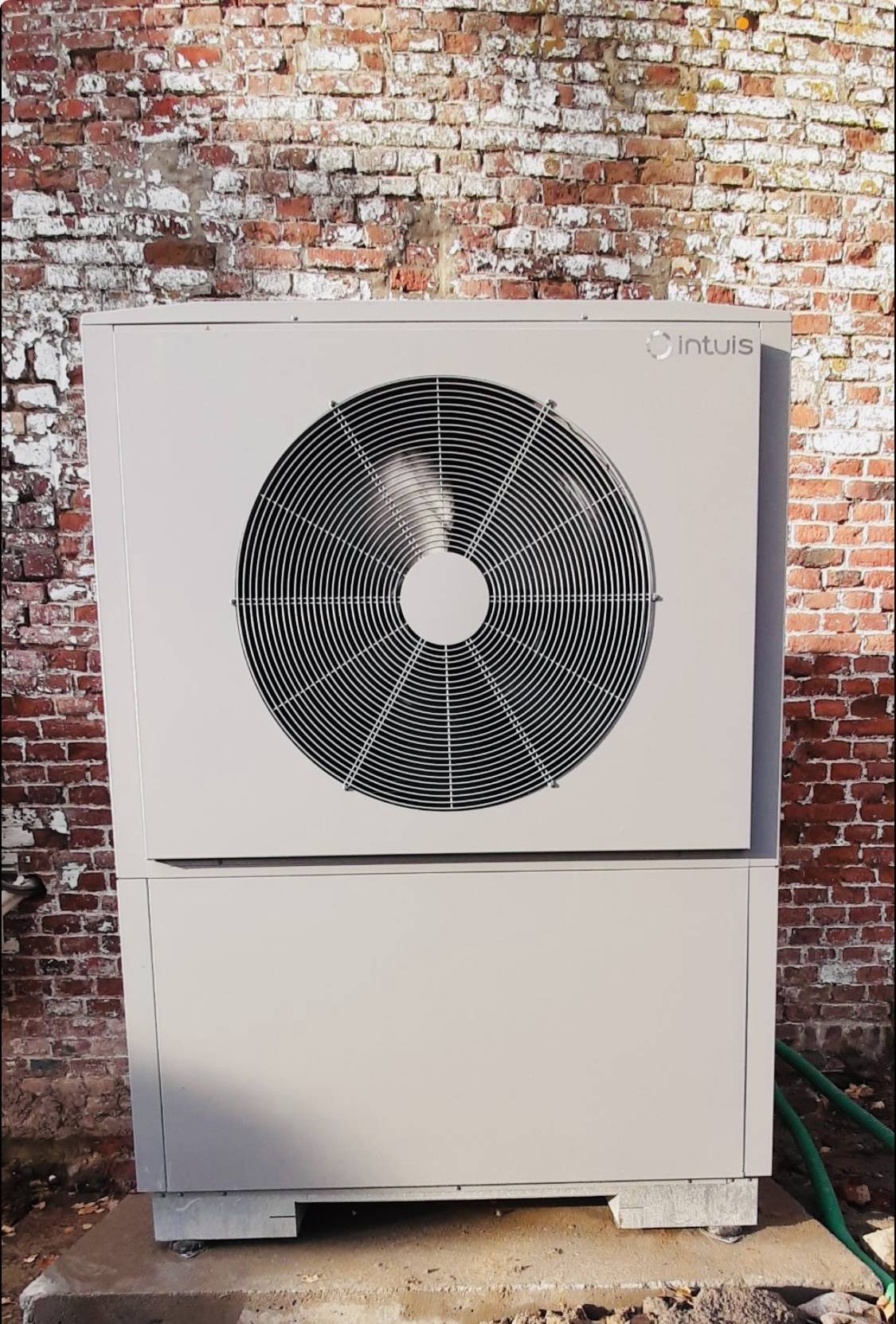 découvrez nos services d'installation de pompes à chaleur à hazebrouck. profitez d'une expertise professionnelle pour optimiser votre confort thermique tout en réduisant vos factures d'énergie. contactez-nous dès aujourd'hui pour un devis personnalisé.