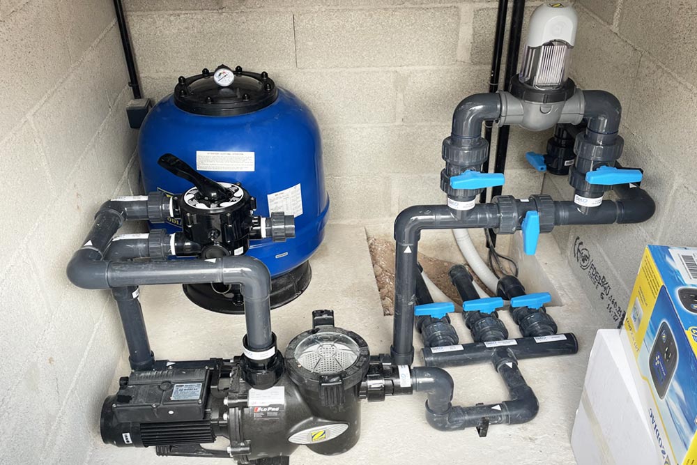 découvrez nos services d'installation de pompes pour piscine, garantissant performance et fiabilité. notre équipe d'experts vous accompagne pour choisir la solution adaptée à vos besoins et assurer un fonctionnement optimal de votre piscine. contactez-nous dès aujourd'hui !