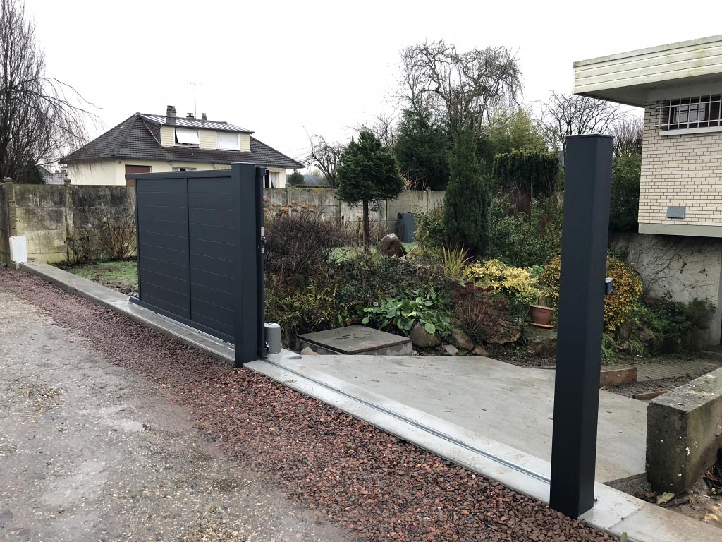 découvrez les services professionnels d'un installateur de portails pour garantir la sécurité et l'esthétique de votre propriété. bénéficiez d'une installation sur mesure, adaptée à vos besoins et à votre style, tout en assurant un fonctionnement optimal et durable de votre portail.