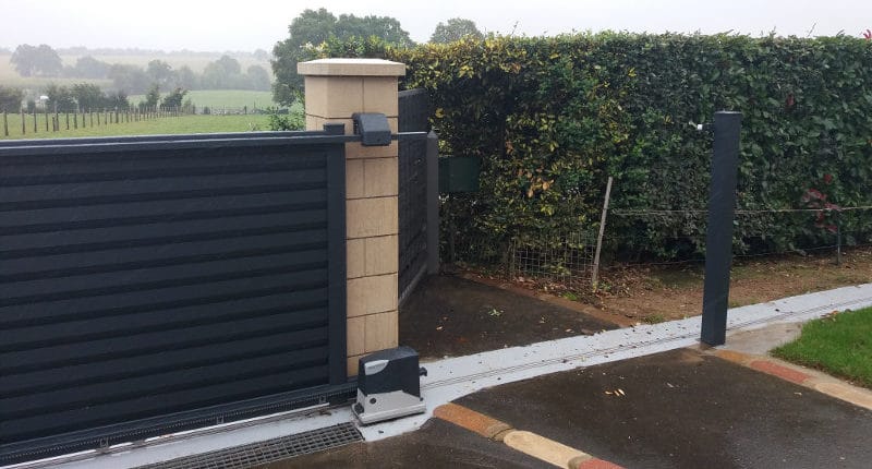 découvrez nos services d'installation de portails motorisés, offrant sécurité et confort. nos experts s'occupent de tout, de la sélection à l'installation, pour un accès pratique et automatisé à votre propriété.