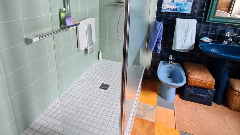 découvrez notre service d'installateur de salles de bain en haute-vienne (87). profitez d'une expertise professionnelle pour aménager votre salle de bain sur mesure, alliant design et fonctionnalité. contactez-nous pour un devis personnalisé.