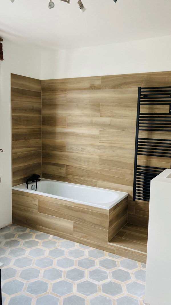 découvrez nos services d'installation de salles de bain à montpellier. profitez d'une expertise locale pour transformer votre espace en une oasis de confort et de style. contactez-nous pour un devis personnalisé.