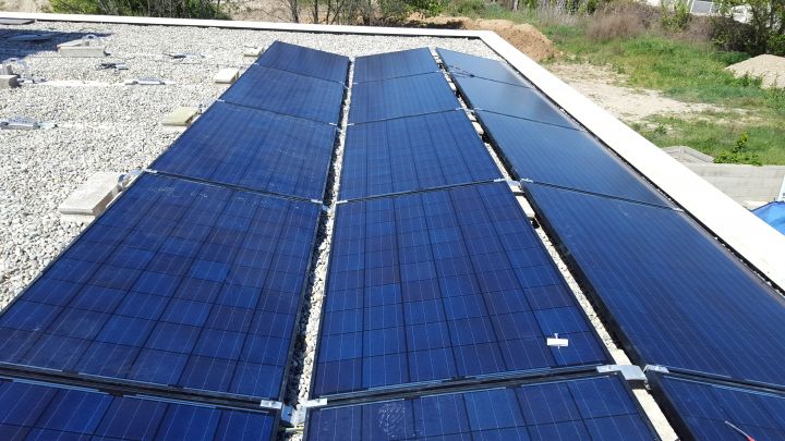 découvrez nos services d'installation de panneaux solaires dans le var. profitez de l'énergie renouvelable, réduisez vos factures d'électricité et contribuez à la protection de l'environnement grâce à nos solutions adaptées à vos besoins.