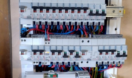 découvrez nos services d'installation urmet, spécialiste des solutions de communication et de sécurité. profitez d'une expertise professionnelle pour l'installation de systèmes intercom, vidéosurveillance et contrôle d'accès. contactez-nous pour un accompagnement personnalisé !