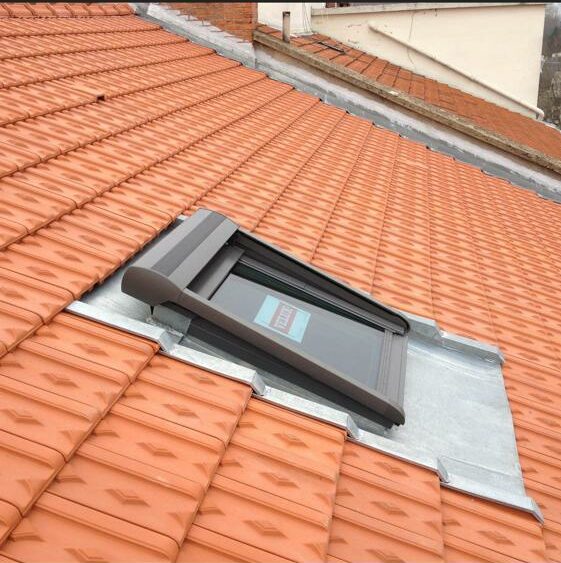 découvrez nos services d'installation de fenêtres de toit velux dans le département 91. profitez d'une expertise professionnelle pour optimiser la luminosité et l'esthétique de votre maison avec des produits de qualité.