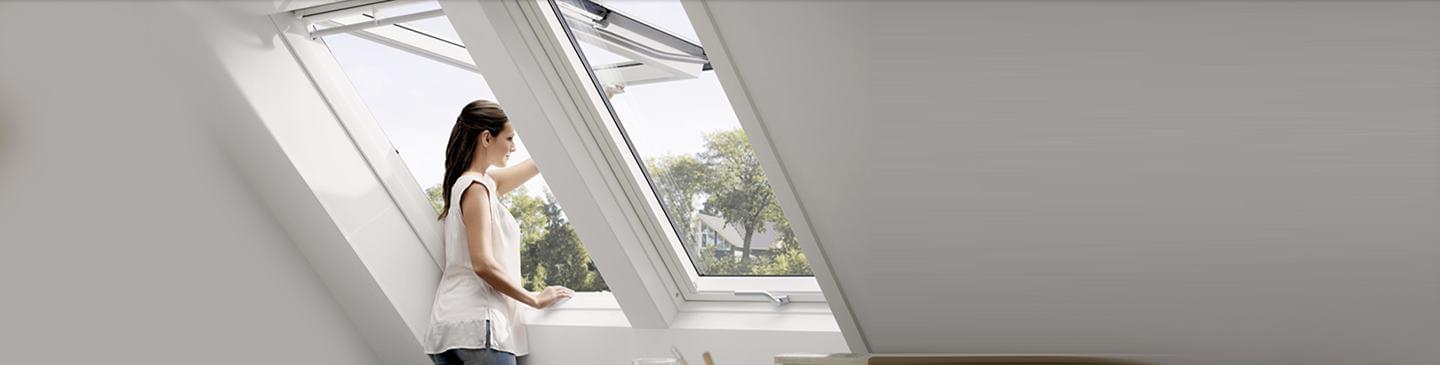 découvrez notre service d'installation velux à lyon. des experts à votre disposition pour transformer votre espace avec des fenêtres de toit de qualité, offrant luminosité et confort. contactez-nous pour un devis personnalisé !