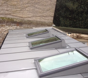 découvrez l'expertise de notre installateur velux à nantes, spécialisé dans l'installation de fenêtres de toit pour apporter lumière et confort à votre habitat. profitez d'un service professionnel et sur mesure pour transformer votre espace sous toit.