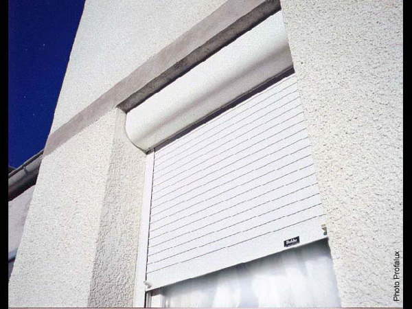 découvrez nos services d'installation de volets sur mesure pour améliorer le confort et la sécurité de votre maison. profitez d'une expertise professionnelle et de produits de qualité adaptés à vos besoins.