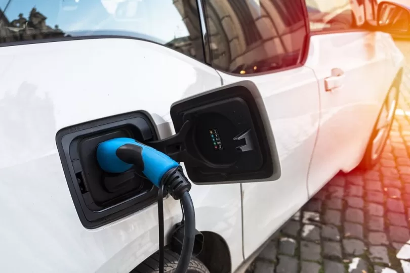 découvrez les meilleurs installateurs irve (infrastructures de recharge de véhicules électriques) pour équiper votre domicile ou votre entreprise. profitez d'un service professionnel pour l'installation de bornes de recharge, garantissant sécurité et performance. électrifiez votre quotidien dès maintenant!