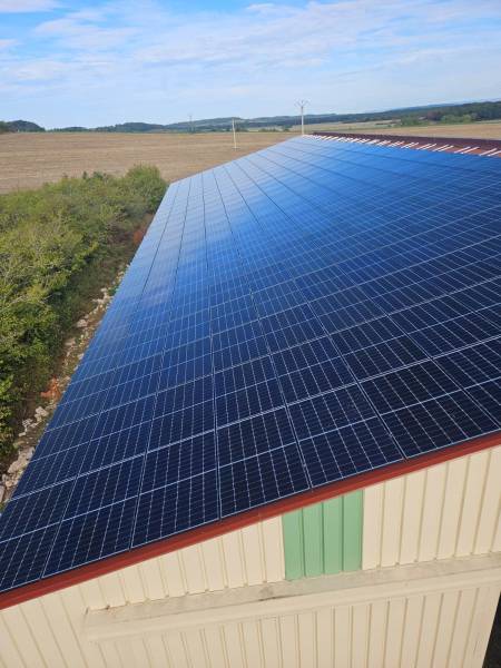 découvrez les experts en installation de panneaux photovoltaïques à moulins. profitez d'une énergie renouvelable et économique grâce à nos services personnalisés pour maximiser votre autonomie énergétique.