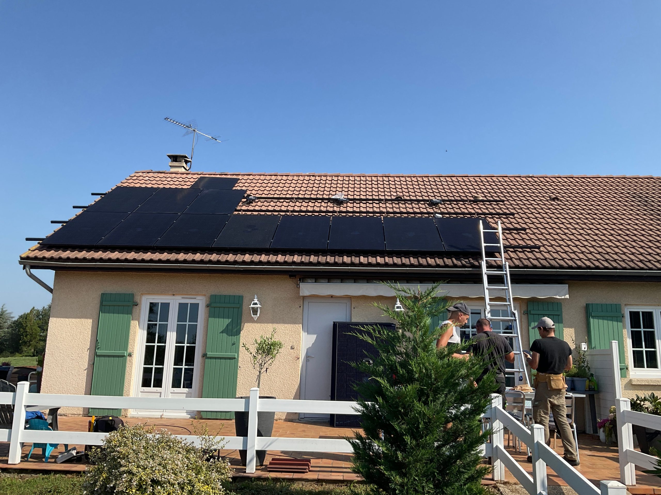 découvrez les installateurs de panneaux photovoltaïques à moulins, spécialisés dans l'énergie solaire. profitez d'une expertise locale pour optimiser votre consommation d'énergie tout en contribuant à la transition écologique grâce à des solutions durables et performantes.