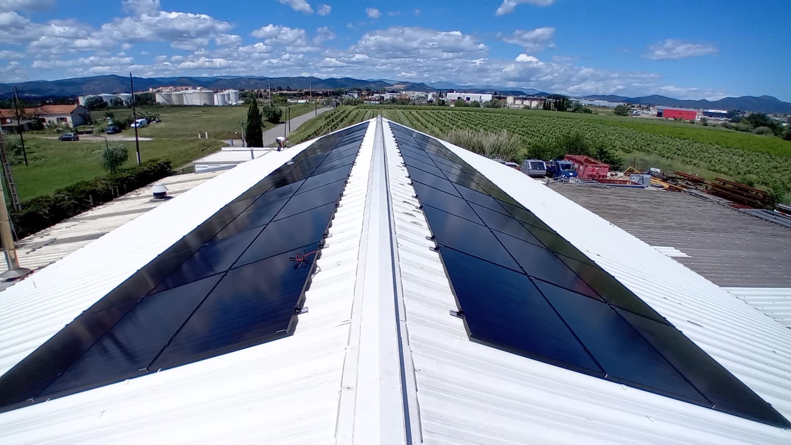 découvrez les meilleurs installateurs de panneaux photovoltaïques à roquebrune. profitez d'une énergie renouvelable et réduisez vos factures d'électricité grâce à des experts locaux, certifiés et expérimentés dans l'installation de systèmes solaires adaptés à vos besoins.