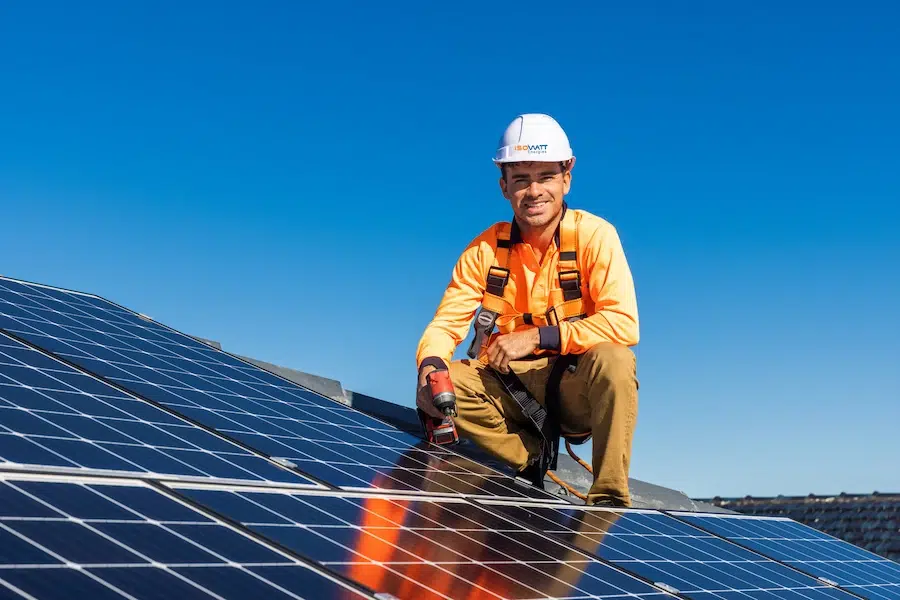 découvrez les meilleurs installateurs photovoltaïques en auvergne pour bénéficier d'une énergie solaire fiable et durable. profitez de conseils d'experts pour des installations adaptées à vos besoins et participez à la transition énergétique dès aujourd'hui.