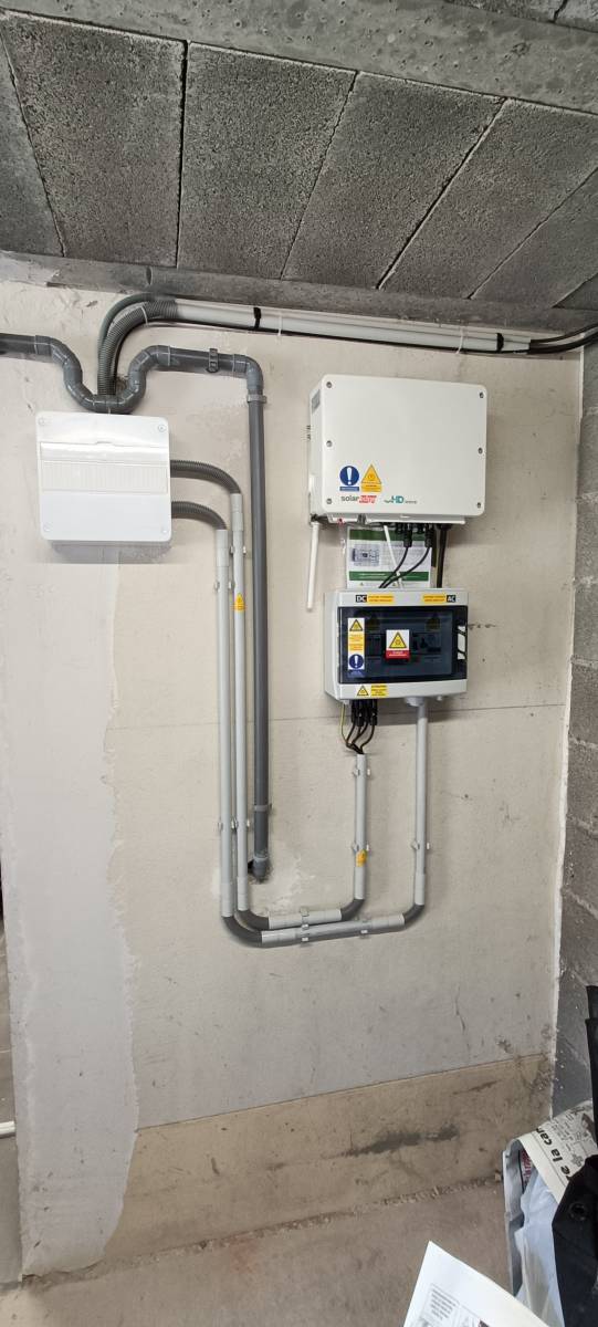 découvrez notre service d'installation de systèmes photovoltaïques de 3 kwc, adapté à vos besoins énergétiques. profitez d'une énergie renouvelable fiable tout en réduisant vos factures d'électricité. contactez-nous pour obtenir un devis personnalisé.