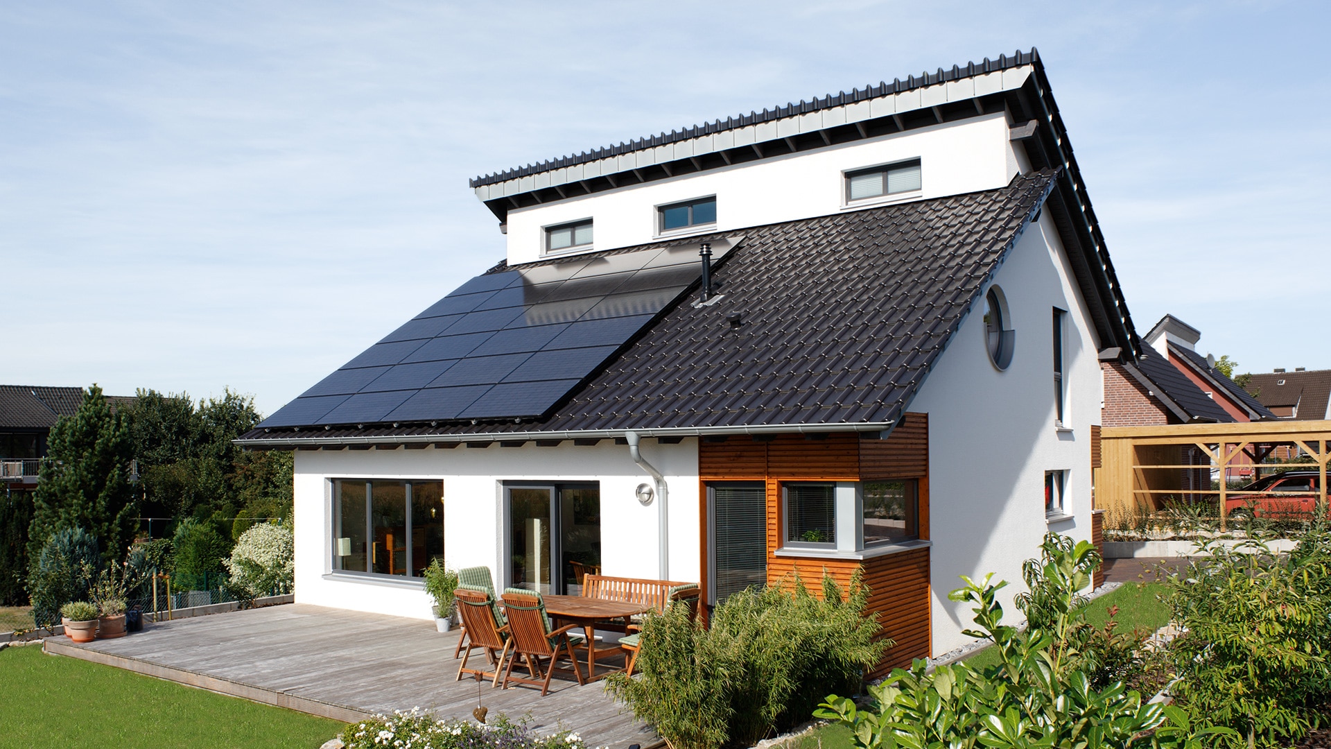 découvrez les installations photovoltaïques, une solution énergétique durable et écologique. optimisez votre consommation d'énergie tout en réduisant votre empreinte carbone grâce à nos systèmes de panneaux solaires performants. informez-vous sur les avantages, les subventions et les étapes d'installation.