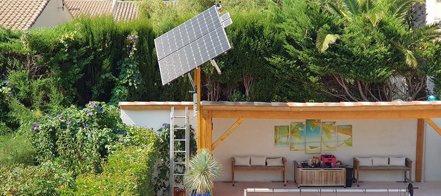découvrez comment installer facilement des panneaux solaires diy chez vous. suivez notre guide étape par étape pour réduire vos factures d'électricité tout en contribuant à la protection de l'environnement.
