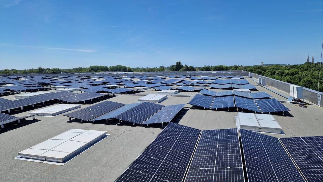 découvrez comment installer des panneaux solaires en loire-atlantique pour réduire vos factures d'énergie et contribuer à la protection de l'environnement. profitez de conseils pratiques et des meilleures options pour rentabiliser votre investissement solaire.
