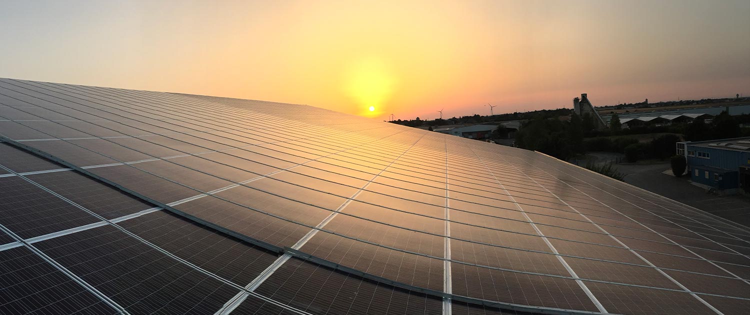 découvrez les enjeux de l'interdiction photovoltaïque : impacts sur l'énergie renouvelable et les perspectives de développement durable. informez-vous sur les débats et les alternatives face à cette réglementation.