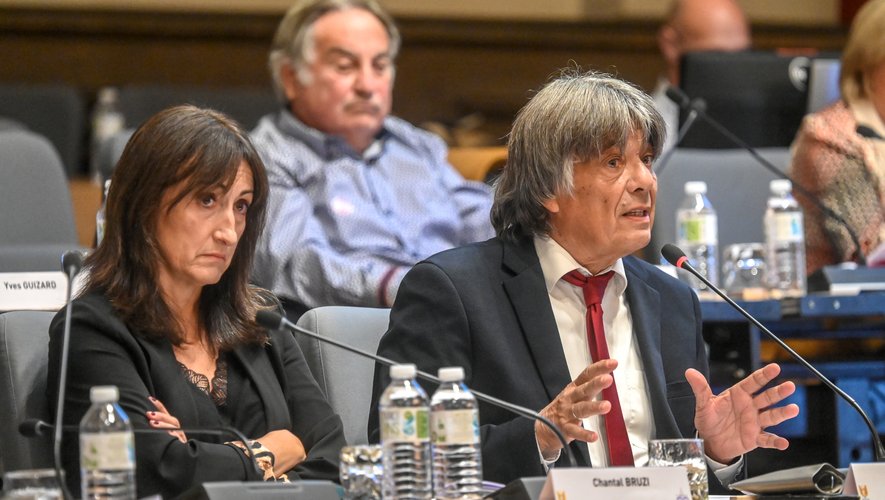 découvrez les enjeux de l'interdiction photovoltaïque en france, ses implications sur le développement des énergies renouvelables et l'impact sur les acteurs du secteur. analyse des raisons et des conséquences de cette réglementation.