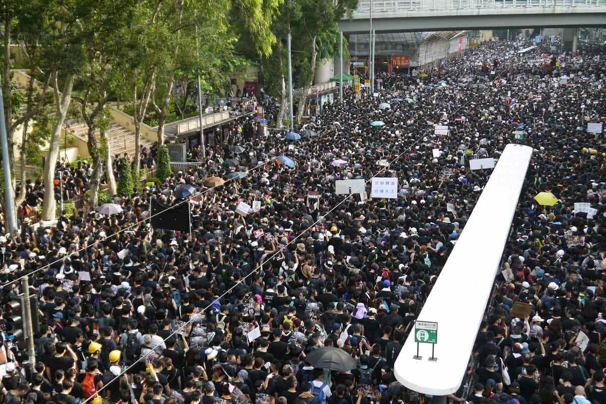 découvrez l'entretien captivant avec olivier sidler, où il partage ses réflexions, ses expériences et sa vision unique sur l'innovation et l'avenir. plongez dans son univers et inspirez-vous de ses conseils éclairés.