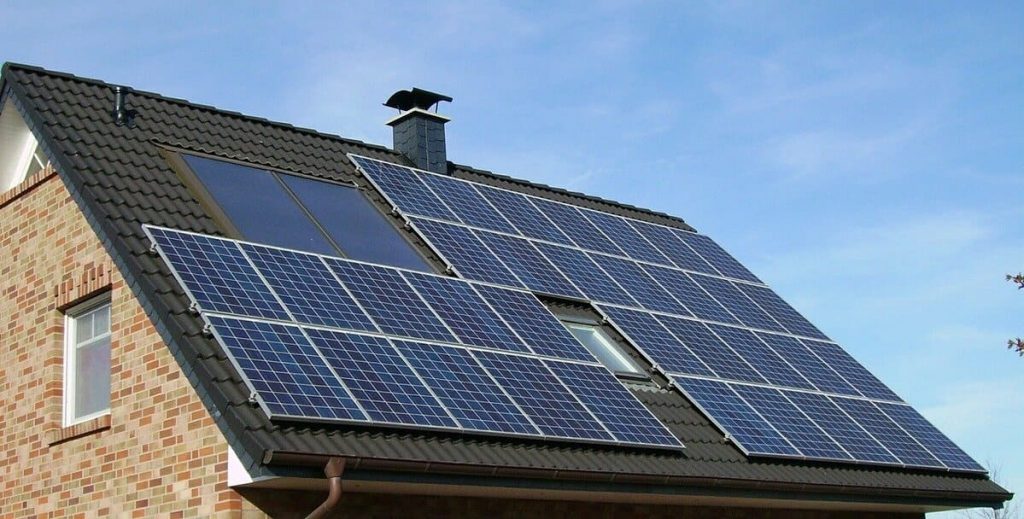 découvrez les avantages d'une maison solaire : un habitat écologique, économique et durable qui utilise l'énergie du soleil pour réduire vos factures d'électricité et minimiser votre empreinte carbone. transformez votre mode de vie avec une maison qui respecte l'environnement tout en offrant confort et modernité.