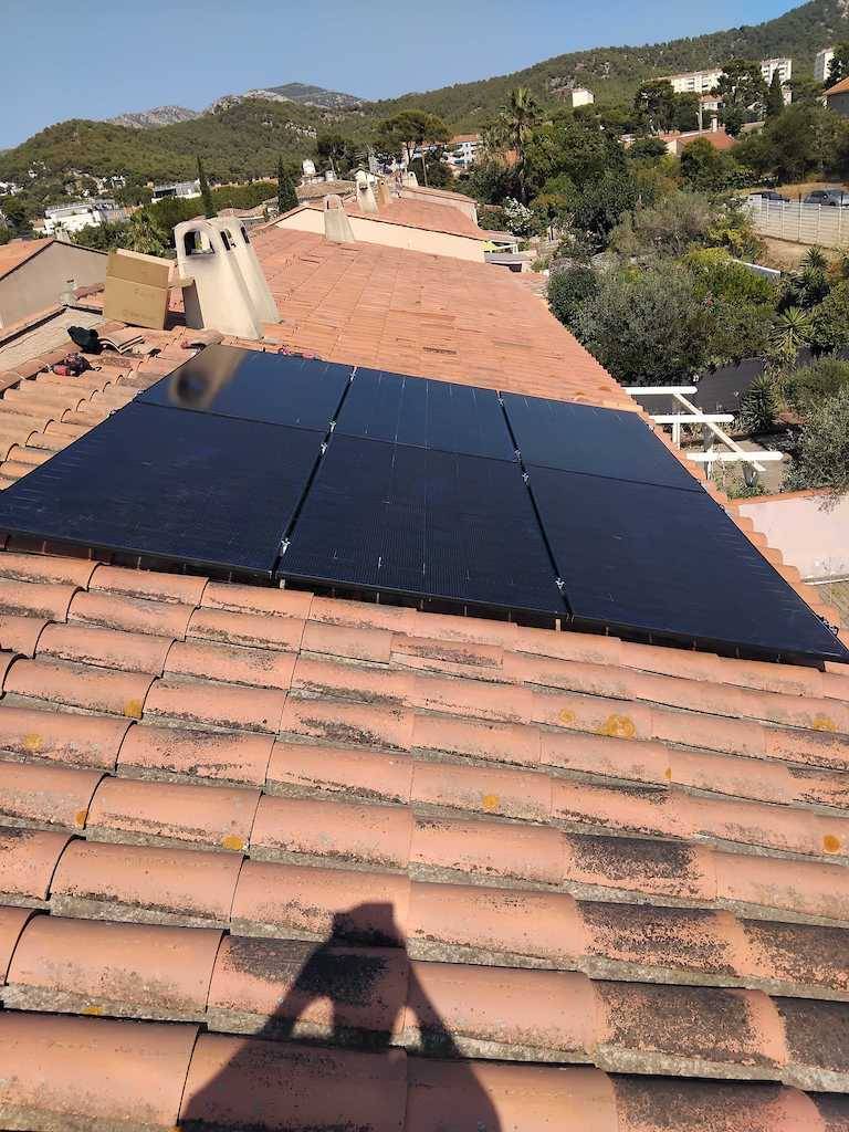 découvrez comment les panneaux photovoltaïques à marseille transforment le soleil en énergie durable. profitez des avantages écologiques et économiques de l'énergie solaire tout en contribuant à la préservation de l'environnement.