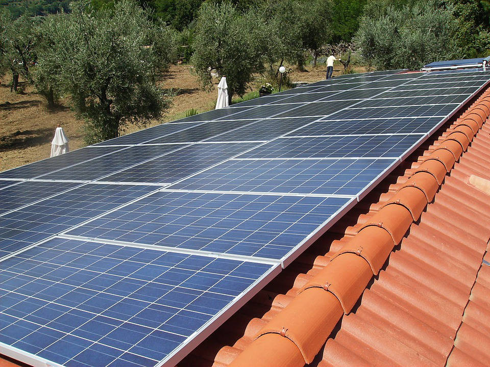 découvrez comment maximiser l'efficacité de vos panneaux photovoltaïques pour profiter pleinement de l'énergie solaire. optimisez votre installation grâce à des conseils pratiques et des techniques innovantes.